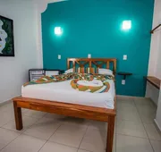 Hotel Las Palmas en Laurel hotel detail image 7