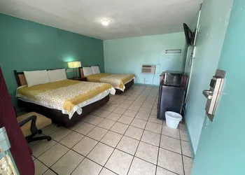Lamplighter Inn hotel thumbnail 7