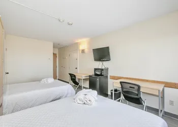 Rideau Residence University of Ottawa hotel thumbnail 4