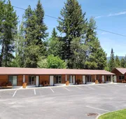 Beargrass Lodging and RV Resort hotel detail image 4