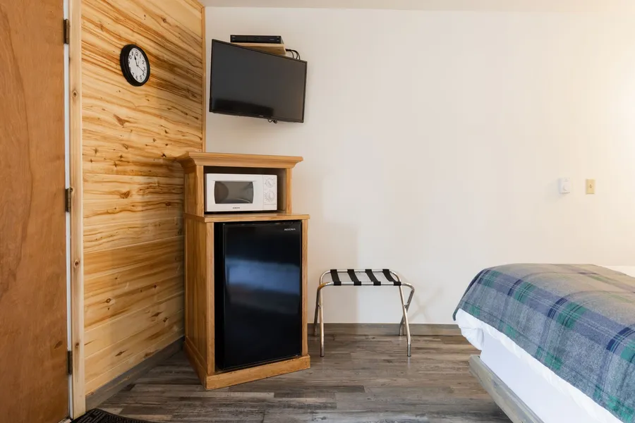 Beargrass Lodging and RV Resort hotel detail image 6