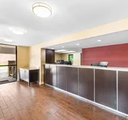Econo Lodge Charlotte Airport hotel detail image 4