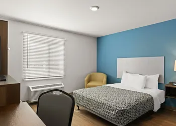 WoodSpring Suites Greeley hotel thumbnail 8