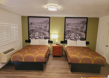 Super 8 By Wyndham El Centro North hotel thumbnail 6