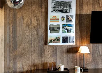 Americana Motor Hotel hotel thumbnail 5