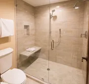 Hotel King Hotel Room by RedAwning hotel detail image 3