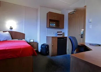 Target Hospitality-Cheecham Lodge hotel thumbnail 5