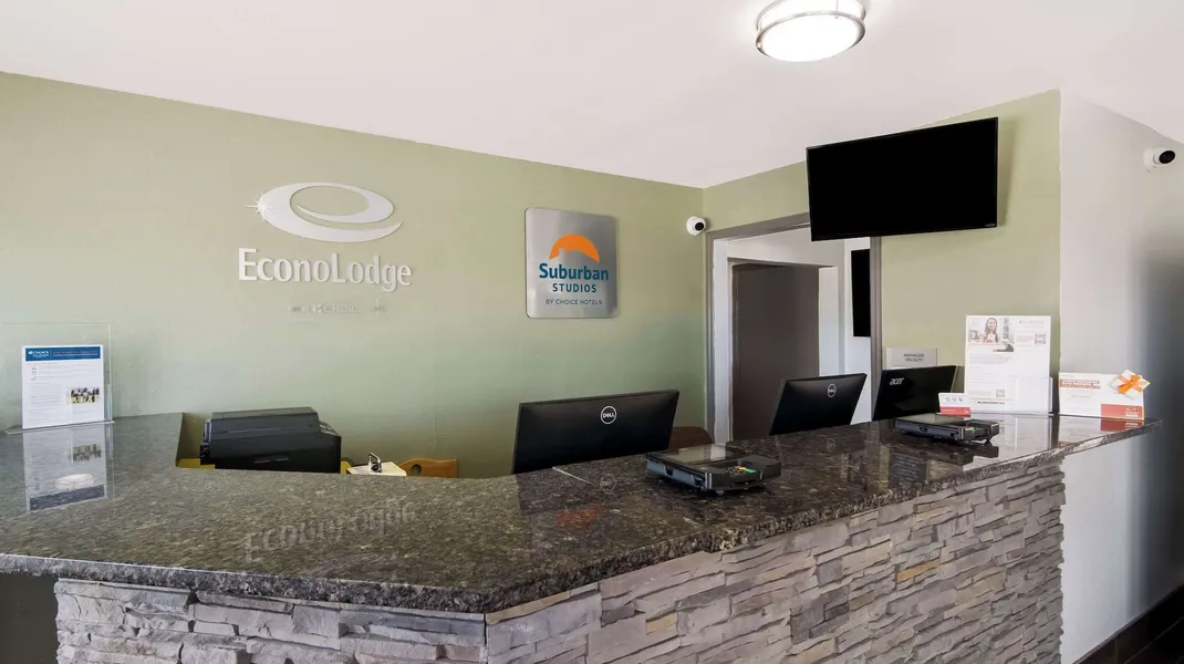 Econo Lodge Portage hotel detail image 2