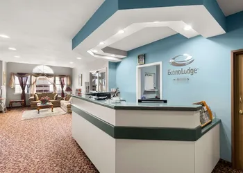 Econo Lodge Inn & Suites Mesquite - Dallas East hotel thumbnail 4