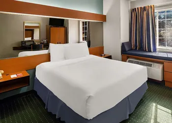 Econo Lodge Inn & Suites Mesquite - Dallas East hotel thumbnail 8