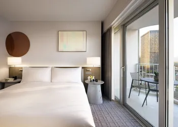Fairmont Century Plaza Gold Experience hotel thumbnail 5