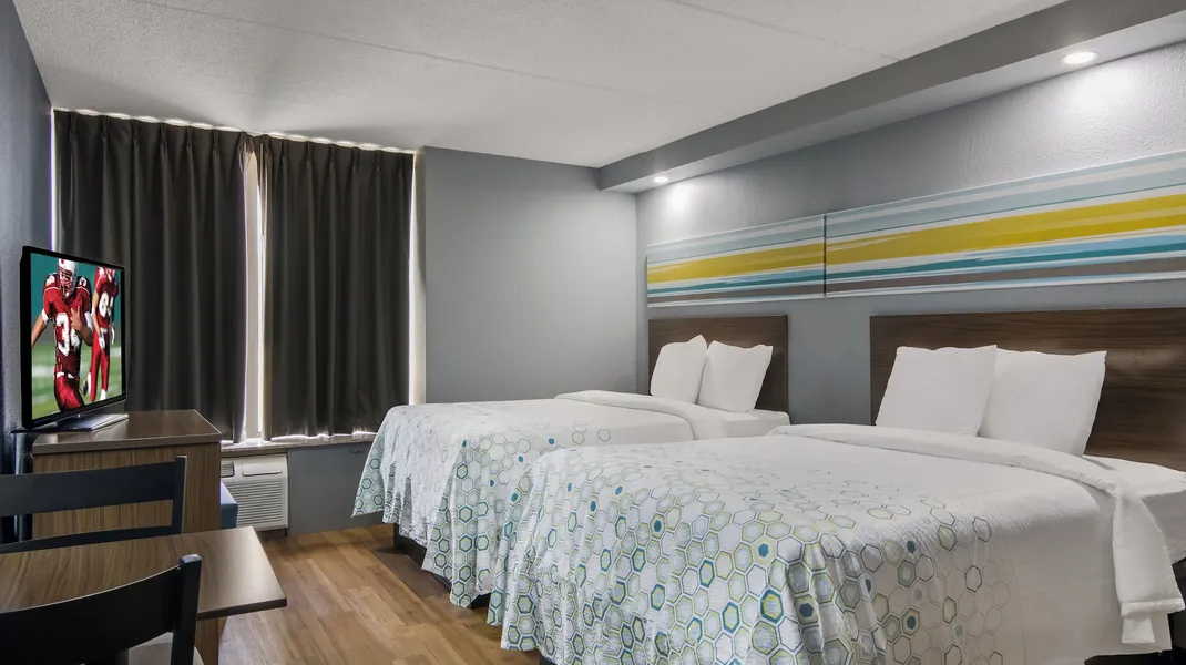 HomeTowne Studios by Red Roof & Conference Center Chicago – N Aurora/ Naperville hotel detail image 6