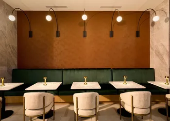 Delta Hotels by Marriott New York Times Square hotel thumbnail 2