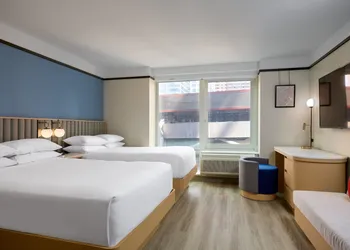 Delta Hotels by Marriott New York Times Square hotel thumbnail 7