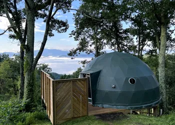 The Glamping Collective hotel thumbnail 8