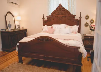 Boonville Luxury Lodging hotel thumbnail 7