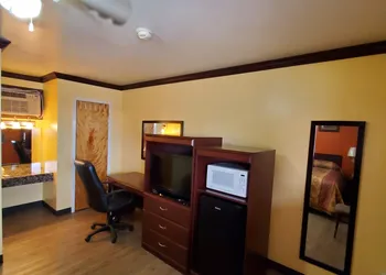 Vanguard Motel hotel thumbnail 2