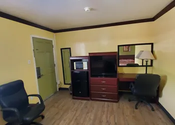 Vanguard Motel hotel thumbnail 4