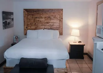 3 Rivers Resort and Guide Service hotel thumbnail 7
