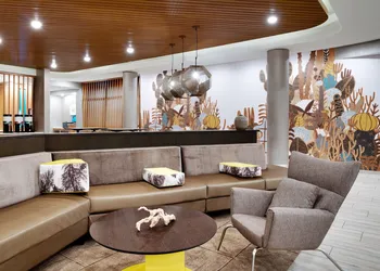Springhill Suites Phoenix Scottsdale Marriott hotel thumbnail 5
