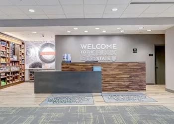 Hampton Inn & Suites Cincinnati Midtown Rookwood hotel thumbnail 2