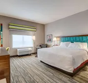 Hampton Inn & Suites Cincinnati Midtown Rookwood hotel detail image 5