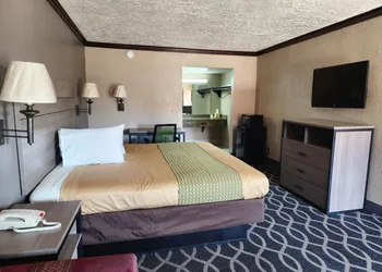 Executive Inn hotel thumbnail 7