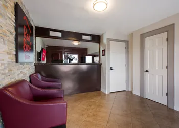 Red Roof Inn Madisonville hotel thumbnail 4