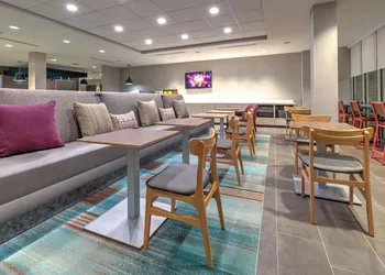 Home2 Suites By Hilton Tulsa Airport hotel thumbnail 4