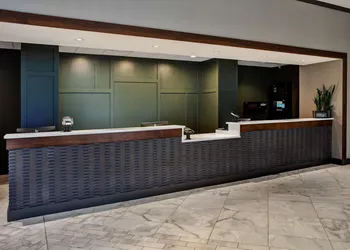 DoubleTree by Hilton Lansing hotel thumbnail 6