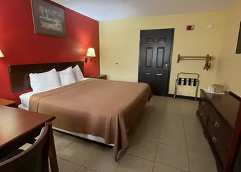 Relax Inn hotel thumbnail 5