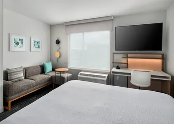 TownePlace Suites by Marriott Portland Airport ME hotel thumbnail 7