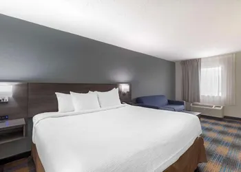 Downtown Inn & Studio Suites hotel thumbnail 8