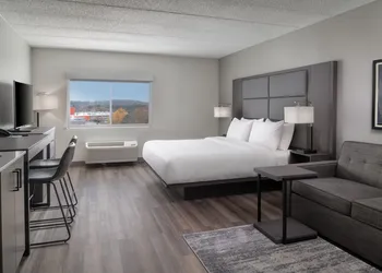 Towneplace Suites by Marriott Framingham hotel thumbnail 8