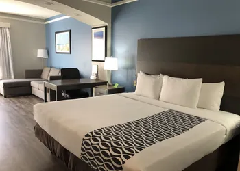 La Quinta by Wyndham PCB Coastal Palms hotel thumbnail 8