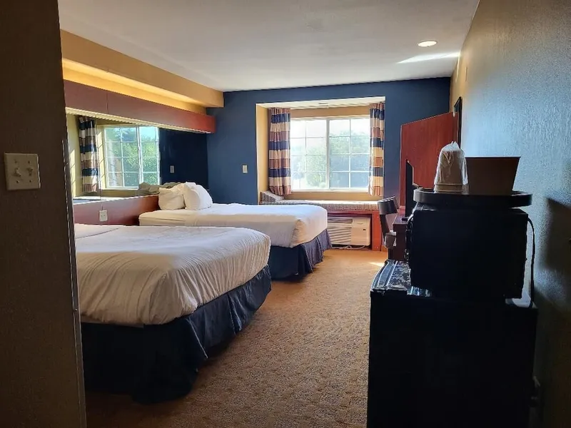 Starkville Inn & Suites hotel detail image 6
