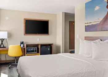 Days Inn by Wyndham Albuquerque I-25 hotel thumbnail 8
