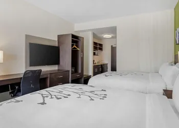 Sleep Inn & Suites Liberty hotel thumbnail 5