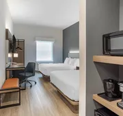 Four Points by Sheraton Newark Airport hotel detail image 7