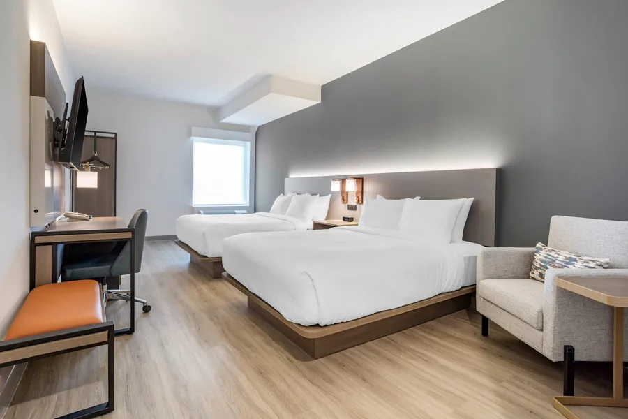 Comfort Inn & Suites Newark Liberty International Airport hotel detail image 6