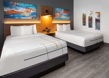 La Quinta Inn & Suites By Wyndham Williston/Burlington hotel thumbnail 5