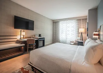 Cambria Hotel Austin Downtown hotel thumbnail 7