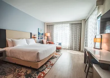 Cambria Hotel Austin Downtown hotel thumbnail 8