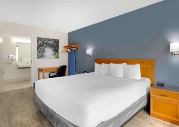Extended Stay America Suites - Bristol hotel thumbnail 6