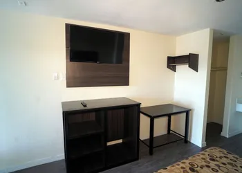 Airport Stay Motel hotel thumbnail 6