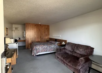 Howard Johnson by Wyndham Edson hotel thumbnail 8