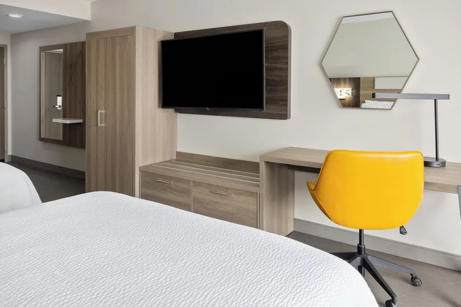 Holiday Inn Express & Suites Waynesboro East by IHG hotel detail image 6