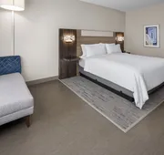 Holiday Inn Express & Suites Waynesboro East by IHG hotel detail image 7