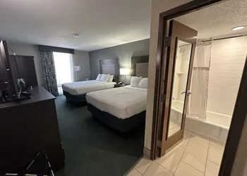 Comfort Inn Dallas North Love Field Airport hotel thumbnail 5
