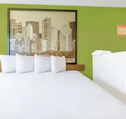 Super Rest Inn hotel detail image 5